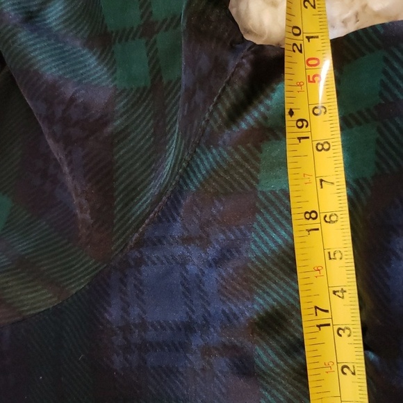 Vintage 90s jones new york 100% silk long sleeve blouse tartan green/navy/black - Picture 2 of 8